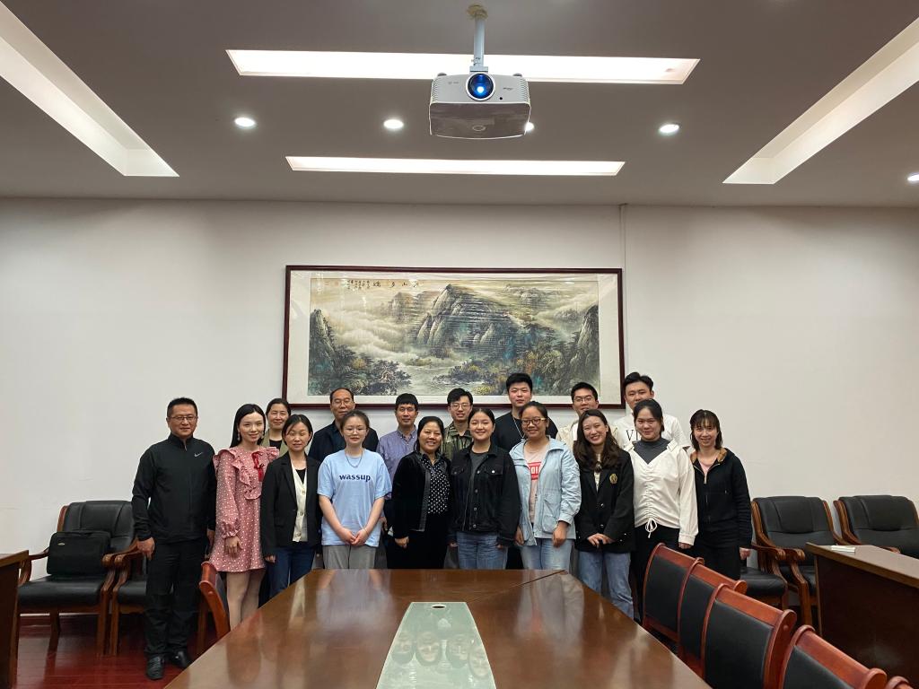 湖南大学出国留学培训基地举行2021届结业生座谈会