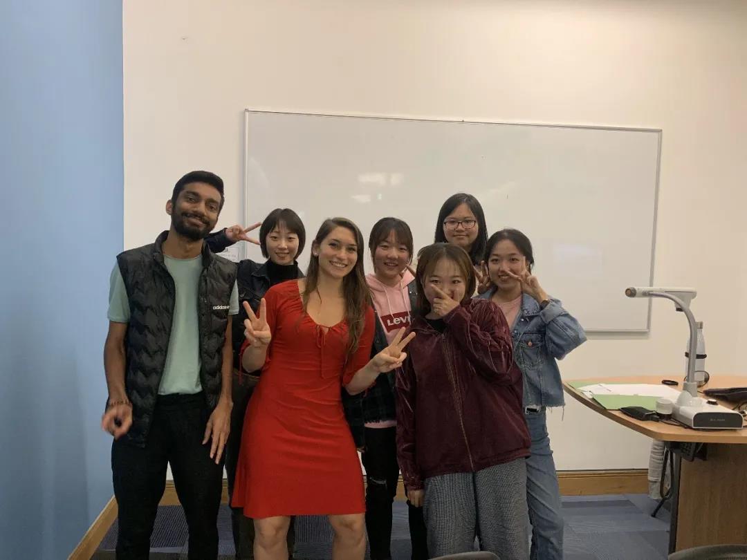 优秀学子风采|曾晓培：行走英伦，学我所爱