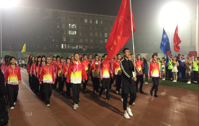 我院学子在校运会上取得优异成绩